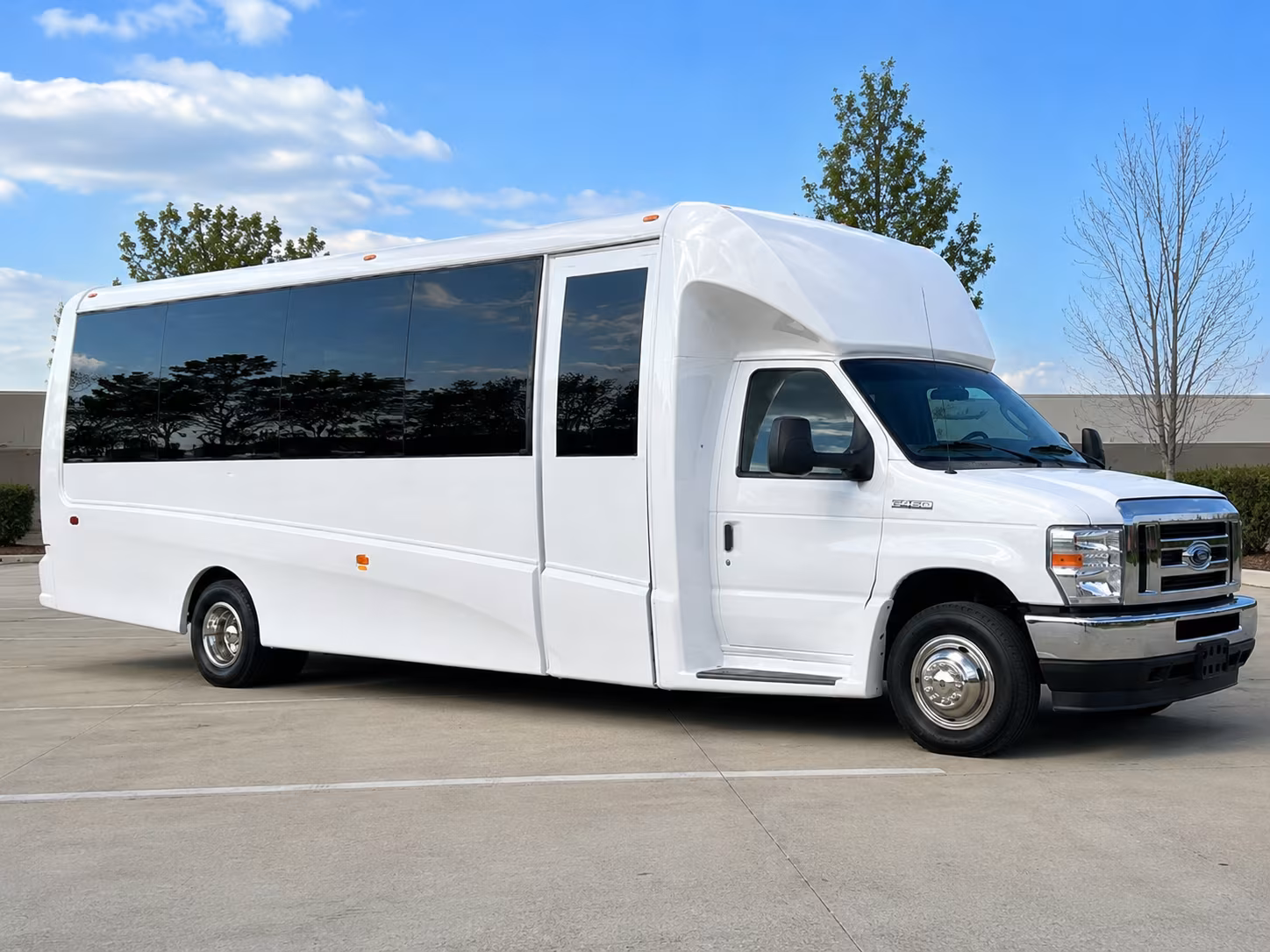 bus rentals for bands and performers traveling from mount vernon