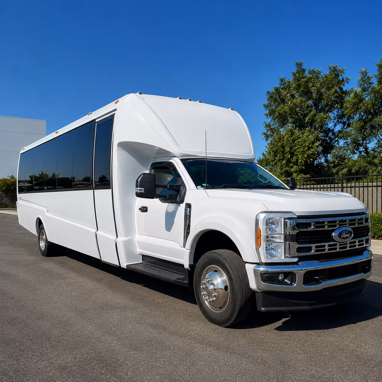 bus rentals for corporate retreats and team outings near mount vernon