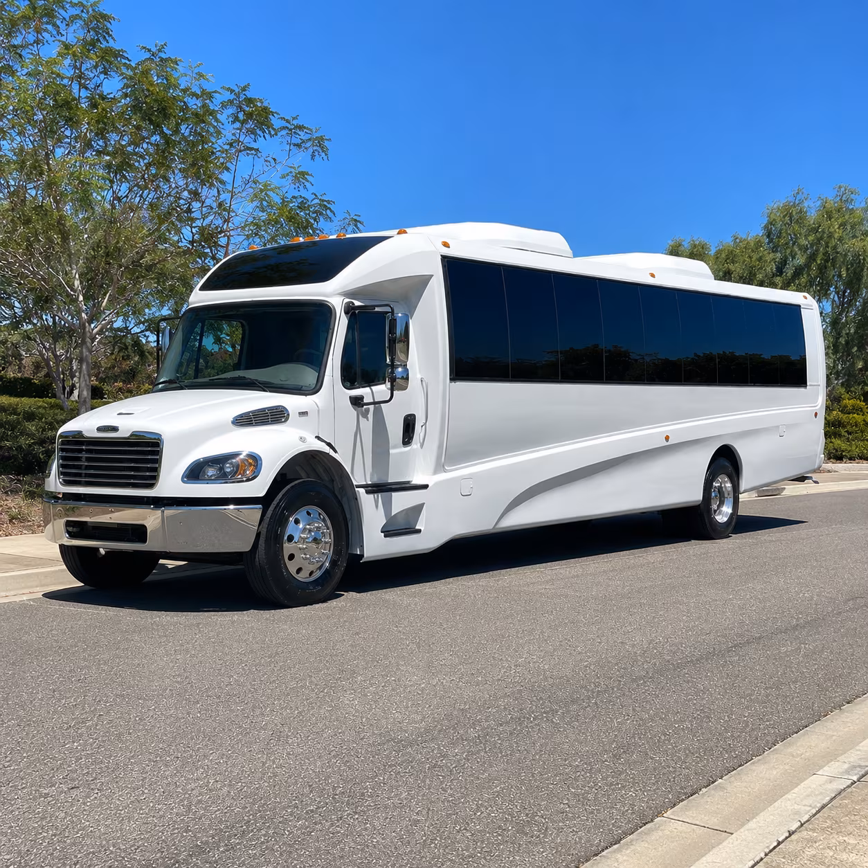 mount vernon 30 passenger minibus